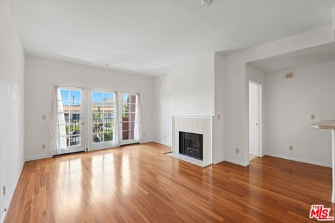 Photo of 1522 S Saltair Avenue #206, Los Angeles, CA 90025 (MLS # 26834193)