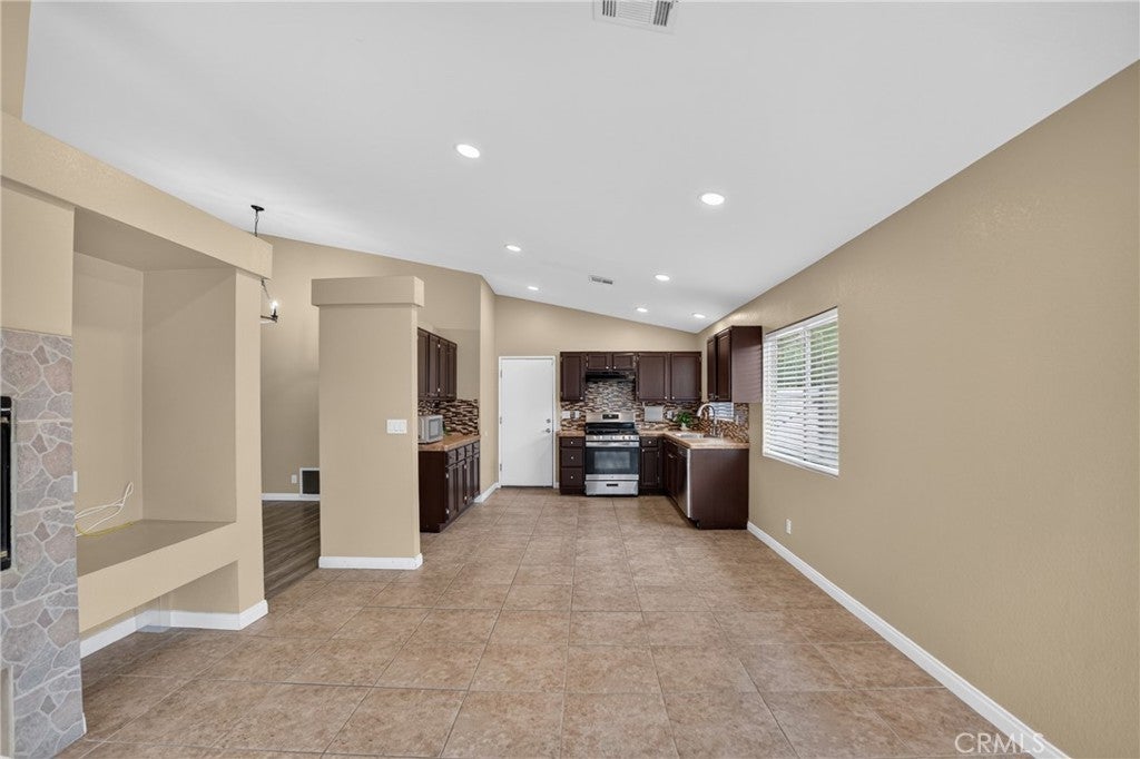 44252 Tahoe Way