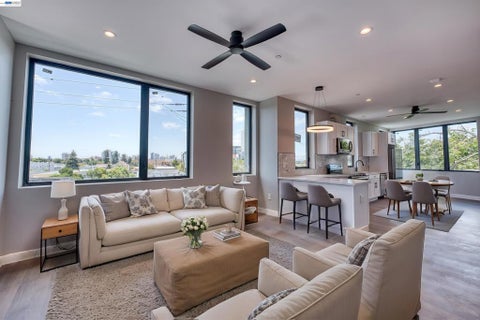 Photo of 4202 Telegraph Ave AVE, Oakland, CA 94609 (MLS # 41143219)