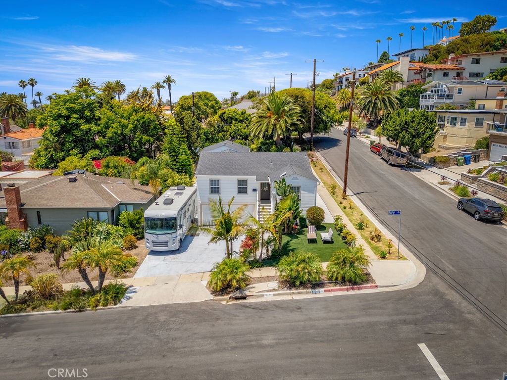 3703 s patton avenue