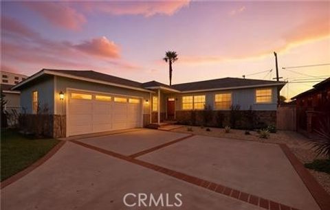 Photo of 2915 129th Place, Gardena, CA 90249 (MLS # DW26008300)