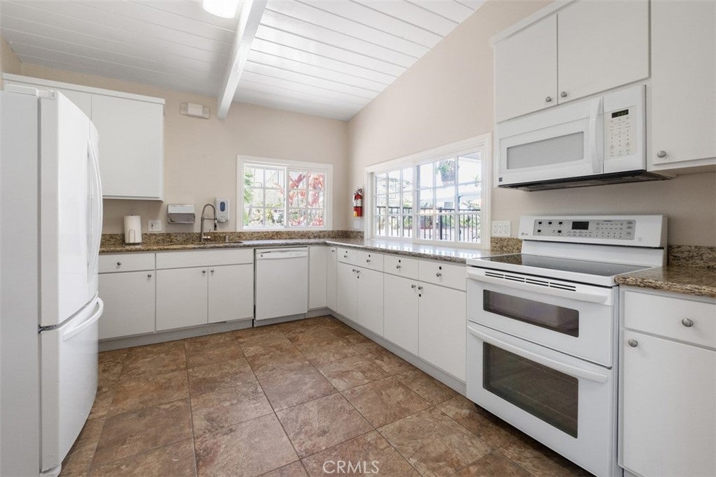 30802 Coast K48, Laguna Beach CA 92651 - Photo 29