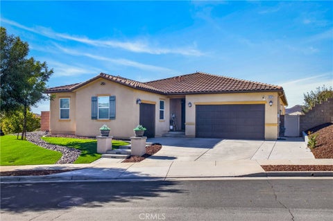 Photo of 34647 Redhawk CIR, Winchester, CA 92596 (MLS # IG26223980)