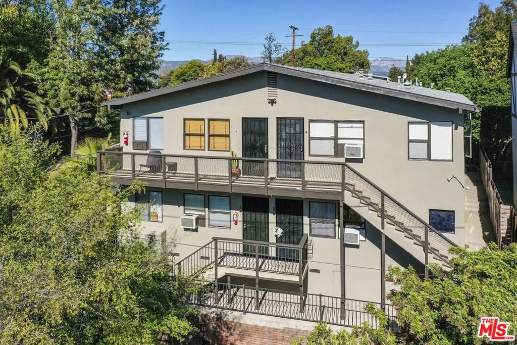 2986 Waverly Drive