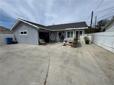 15057 Paddock Sylmar CA 91342