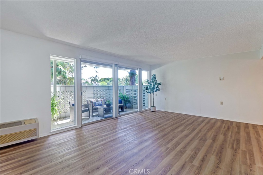 363 Avenida Castilla A