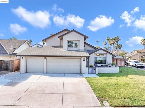 Photo of 2060 Bowsprit Ct Ct, Discovery Bay, CA 94505 (MLS # 41111376) Photo of 2060 Bowsprit Ct Ct, Discovery Bay, CA 94505 (MLS # 41111376)