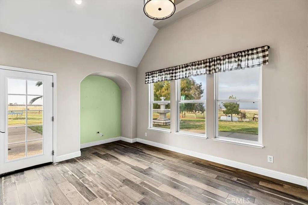 Los Banos, California 93635, United States, 3 Bedrooms Bedrooms, ,4 BathroomsBathrooms,Residential,Active,24920