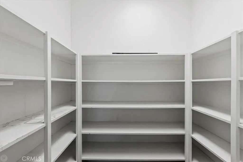 Los Banos, California 93635, United States, 3 Bedrooms Bedrooms, ,4 BathroomsBathrooms,Residential,Active,24920