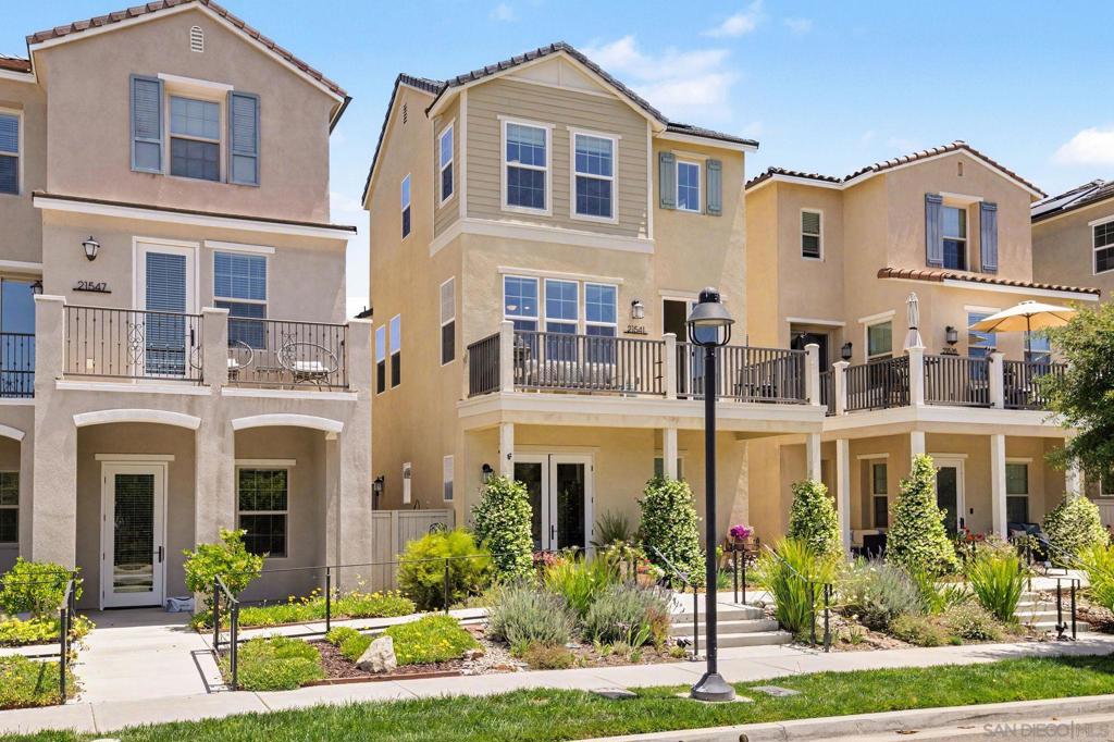 21541 Trail Blazer Ln