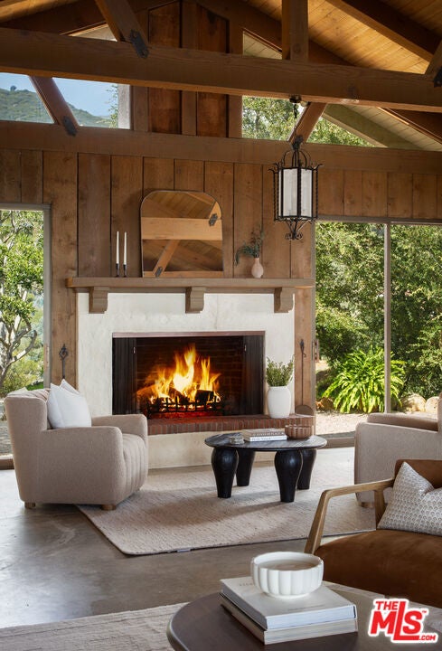 2200 Bella Vista Drive