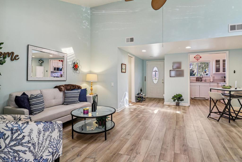 3760 Vista Campana S 72