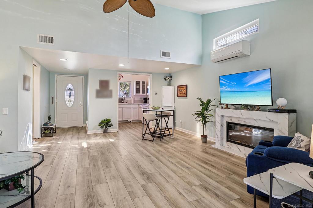 3760 Vista Campana S 72