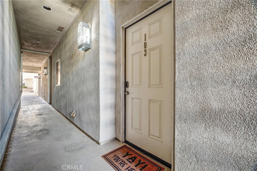 1516 Pacific Coast Highway 103