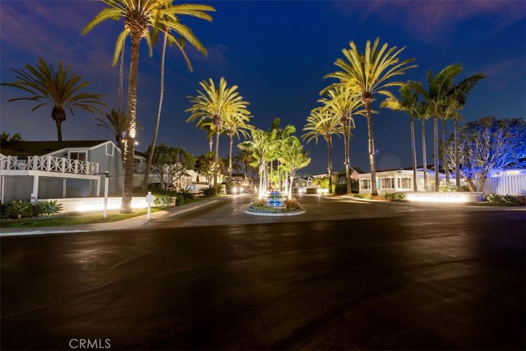 Lido Peninsula (LIPN) - Manufactured In Park