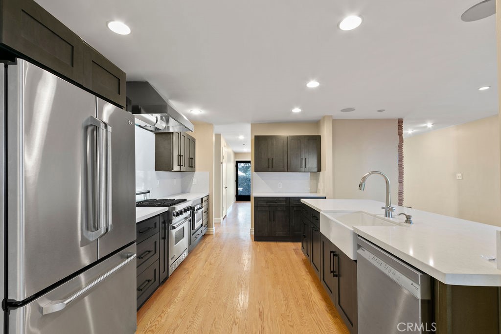 Corona del Mar South of PCH (CDMS) - Residential Lease