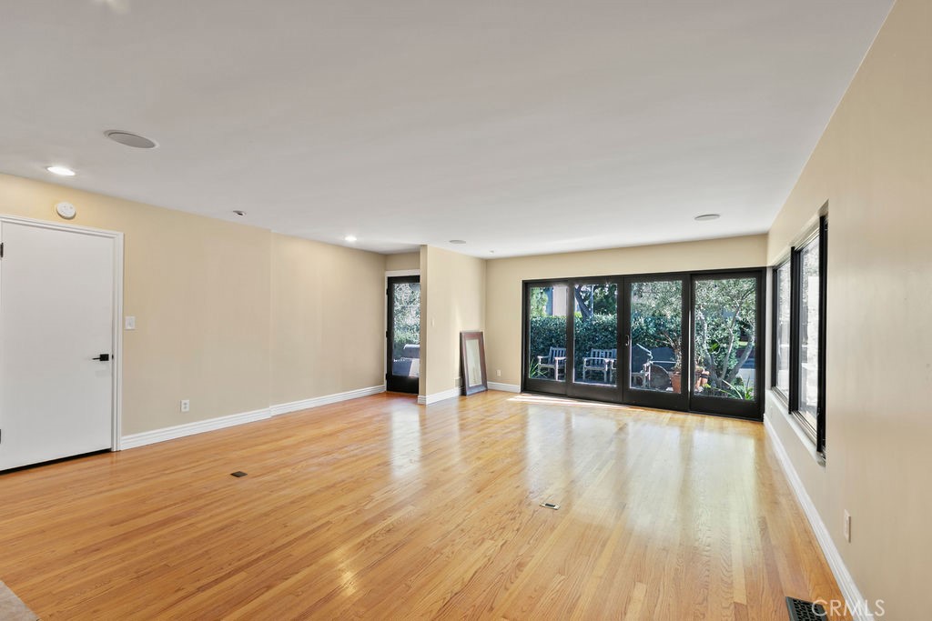 Corona del Mar South of PCH (CDMS) - Residential Lease