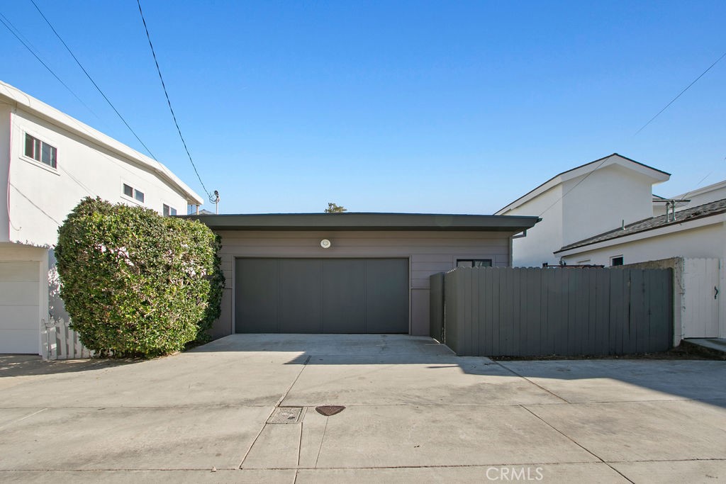 Corona del Mar South of PCH (CDMS) - Residential Lease