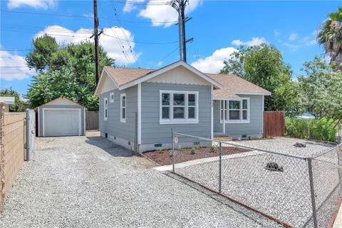 MLS: OC26140809