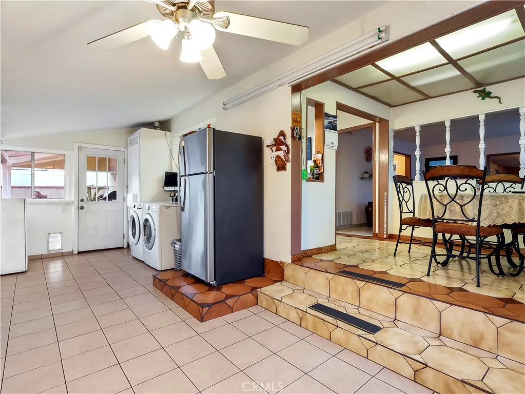 Panorama City, California 91402, United States, 3 Bedrooms Bedrooms, ,1 BathroomBathrooms,Residential,Active,216267