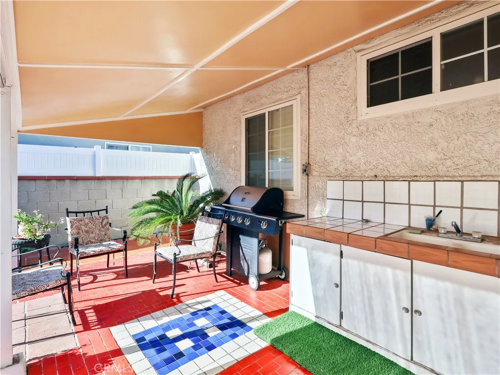 Panorama City, California 91402, United States, 3 Bedrooms Bedrooms, ,1 BathroomBathrooms,Residential,Active,216267