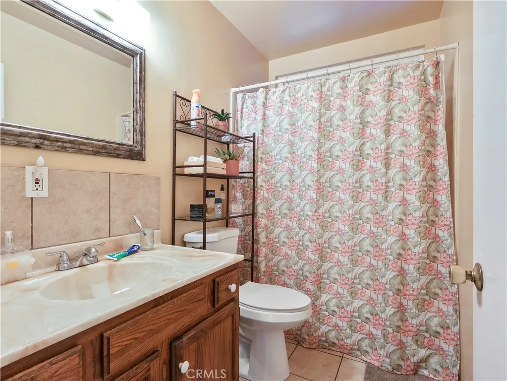 Panorama City, California 91402, United States, 3 Bedrooms Bedrooms, ,1 BathroomBathrooms,Residential,Active,216267