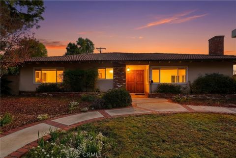 1736 Sumner Claremont CA 91711