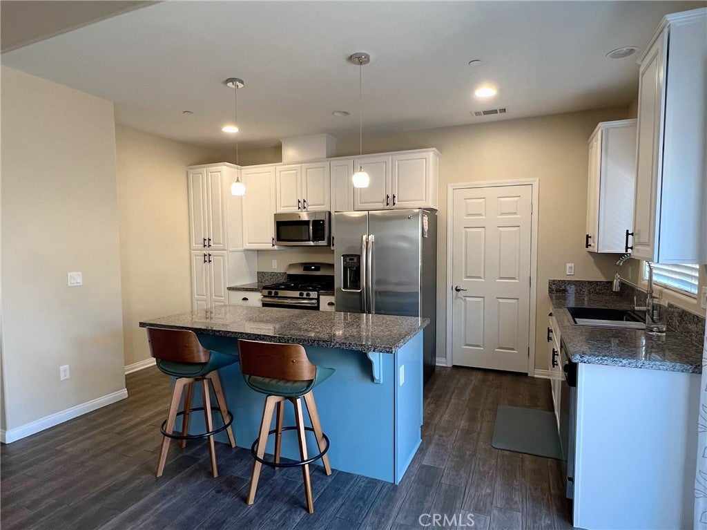 1516 S Loyola Court