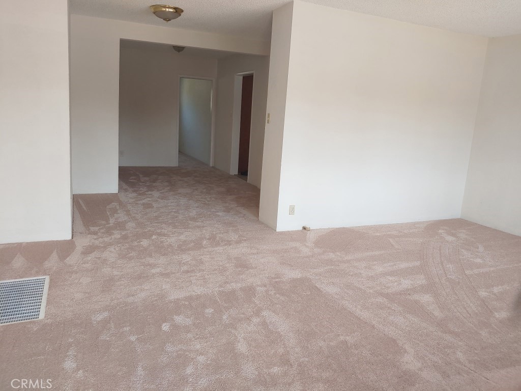 13636 Garfield Avenue