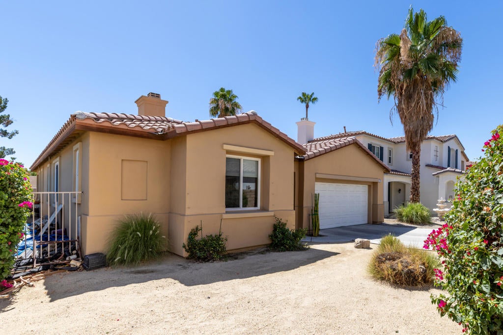 240 Paseo Vista Circle