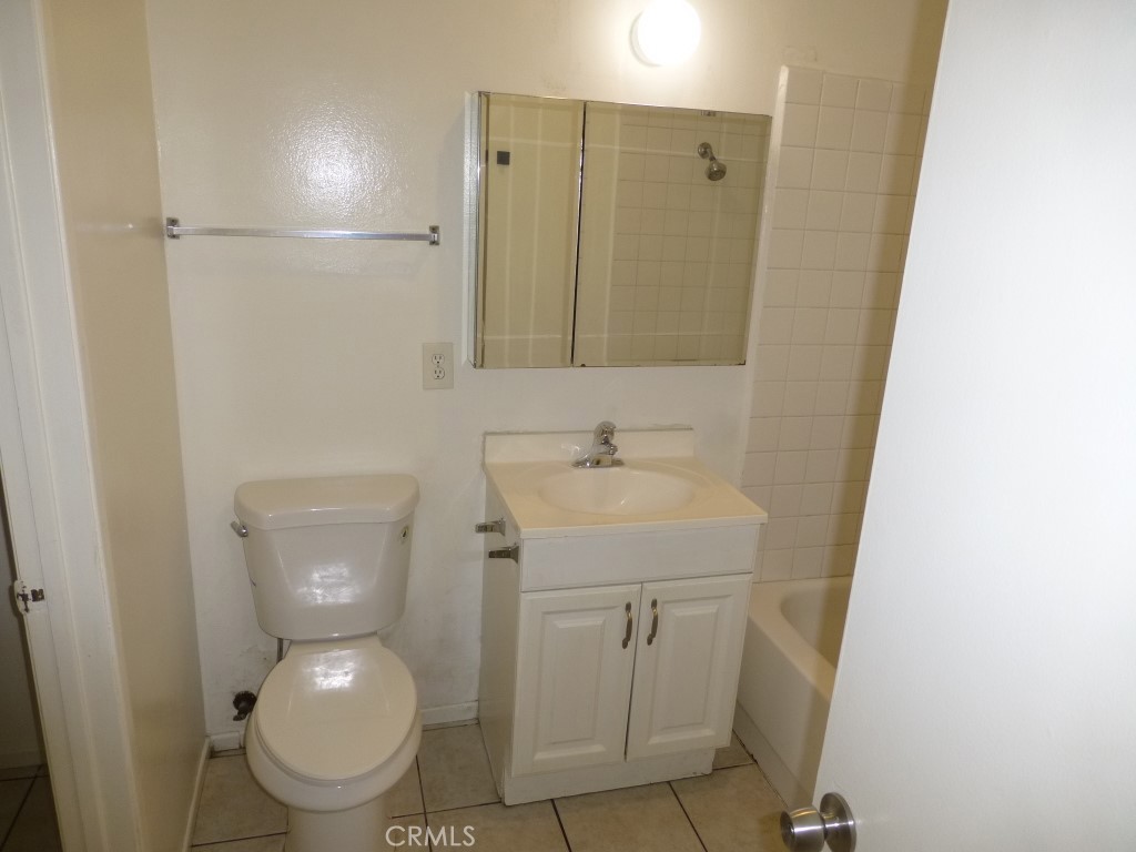 Holiday Harbor - Residential Lease