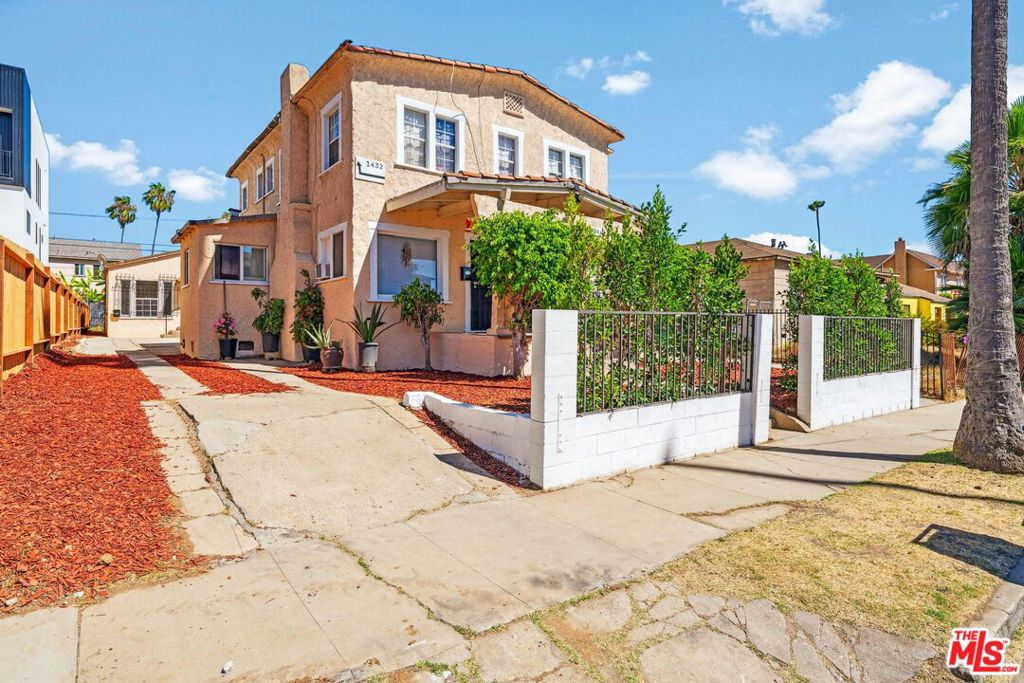 Outstanding Investment Opportunity Prime Mid City Fourplex with APPROVED Plans to build 2 additional ADUs! Each featuring 2 bedrooms and 1.5 baths Buyer to verify. 2 Bedroom unit can be DELIVERED VACANT. Unlock the full potential of this exceptional fourplex located in the heart of Mid-City, one of Los Angeles' most vibrant and centrally located neighborhoods. Prime Mid City Location: Centrally located with easy access to major freeways, offering convenient commutes to Downtown LA, Culver City, Beverly Hills, and beyond. Residents enjoy proximity to shopping, dining, and public transportation. THIS PROPERTY MAY BE ELIGIBLE FOR FINANCING WITH 10% DOWN AND NO MORTGAGE INSURANCE. Call for details!!!