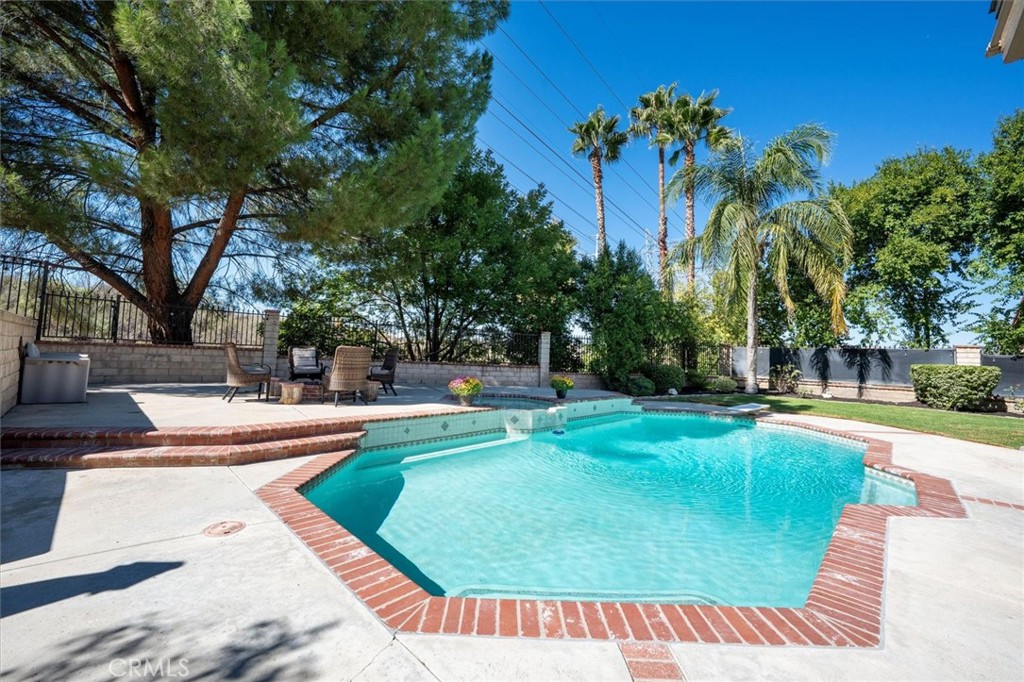 Sutters Point (STPT) - Residential