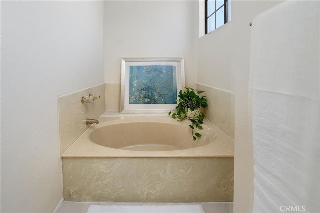 Sutters Point (STPT) - Residential