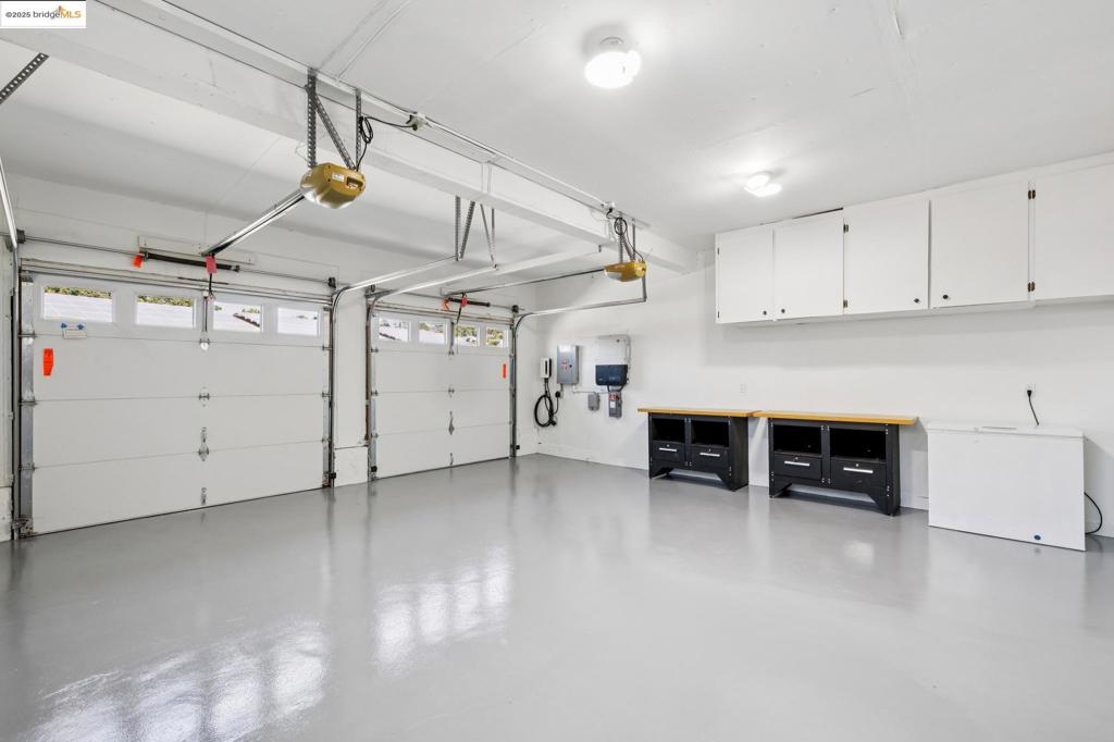 EL CERRITO HILLS - Residential