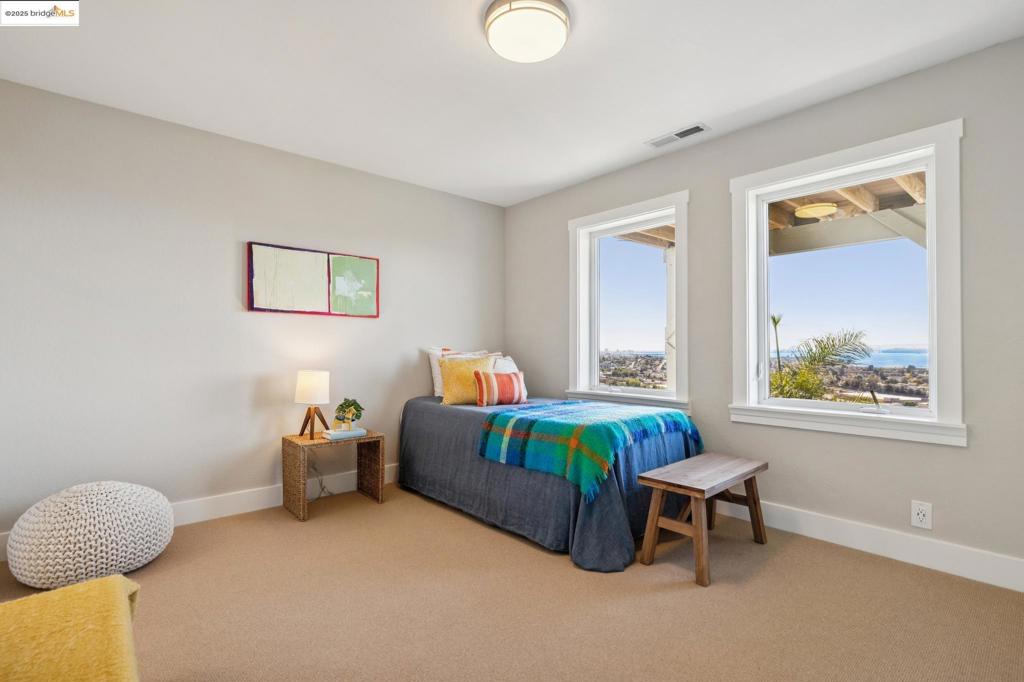 EL CERRITO HILLS - Residential