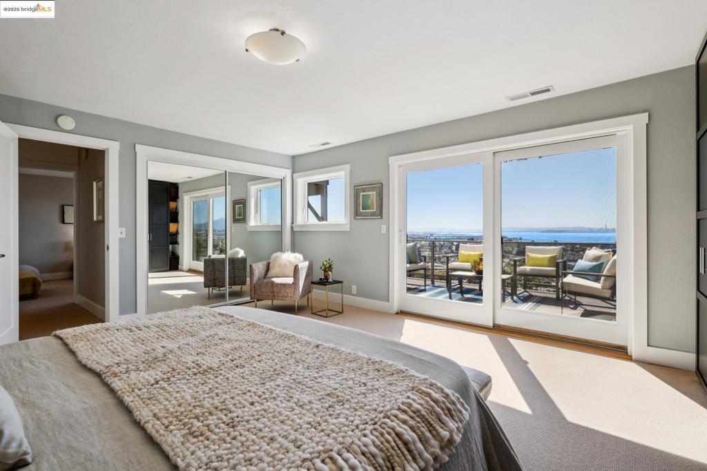 EL CERRITO HILLS - Residential