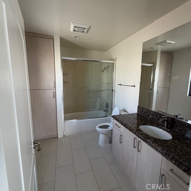 Not Applicable-105 - Residential Lease