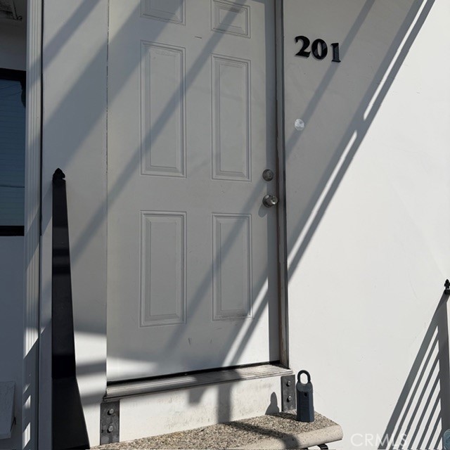 Not Applicable-105 - Residential Lease