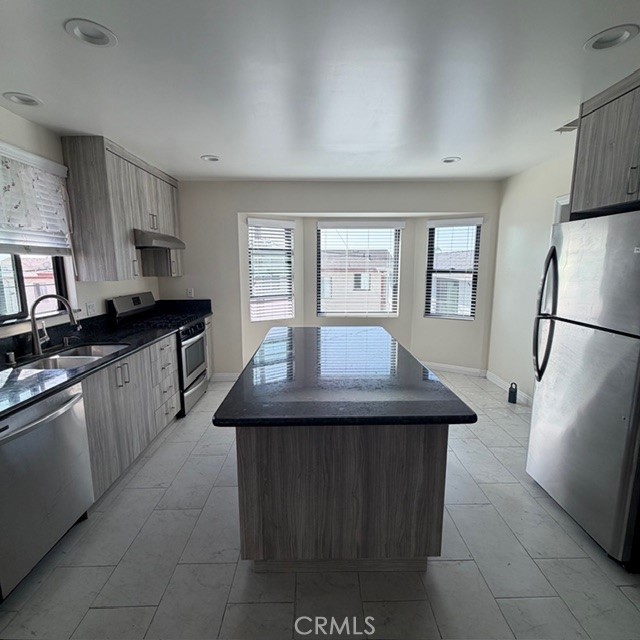 Not Applicable-105 - Residential Lease