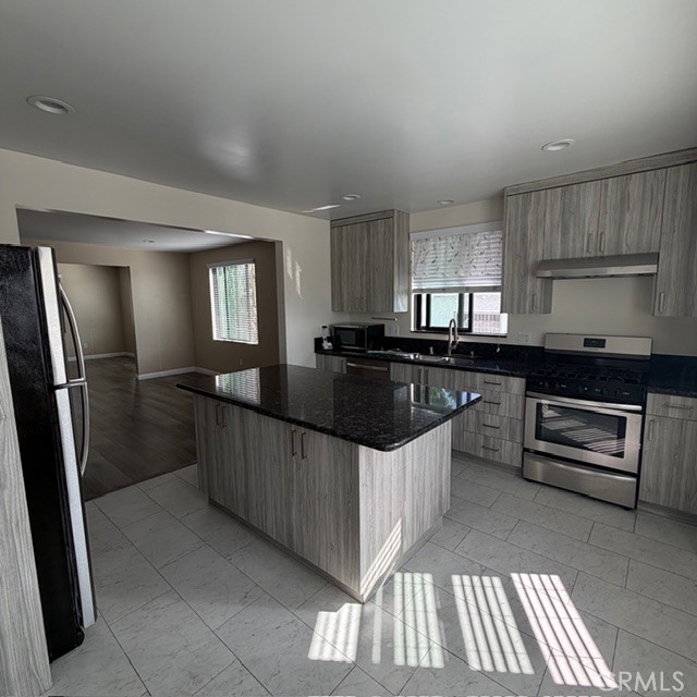 Not Applicable-105 - Residential Lease