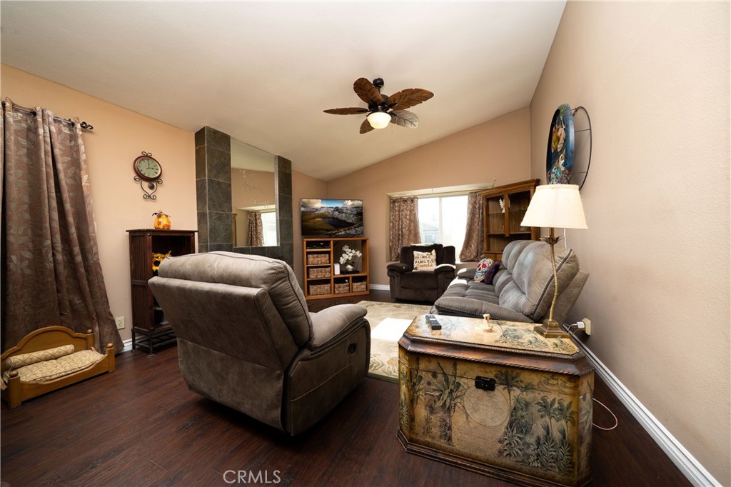 Creekside (CR) - Residential