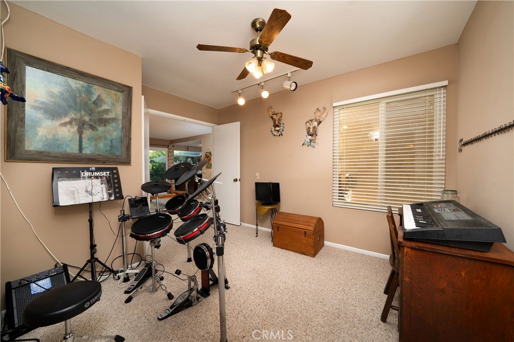 Creekside (CR) - Residential