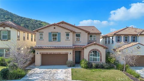 Photo of 28217 Nield Court, Saugus, CA 91350 (MLS # SB26019186)