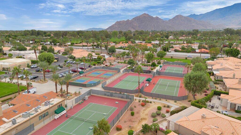 Laguna De La Paz - Residential