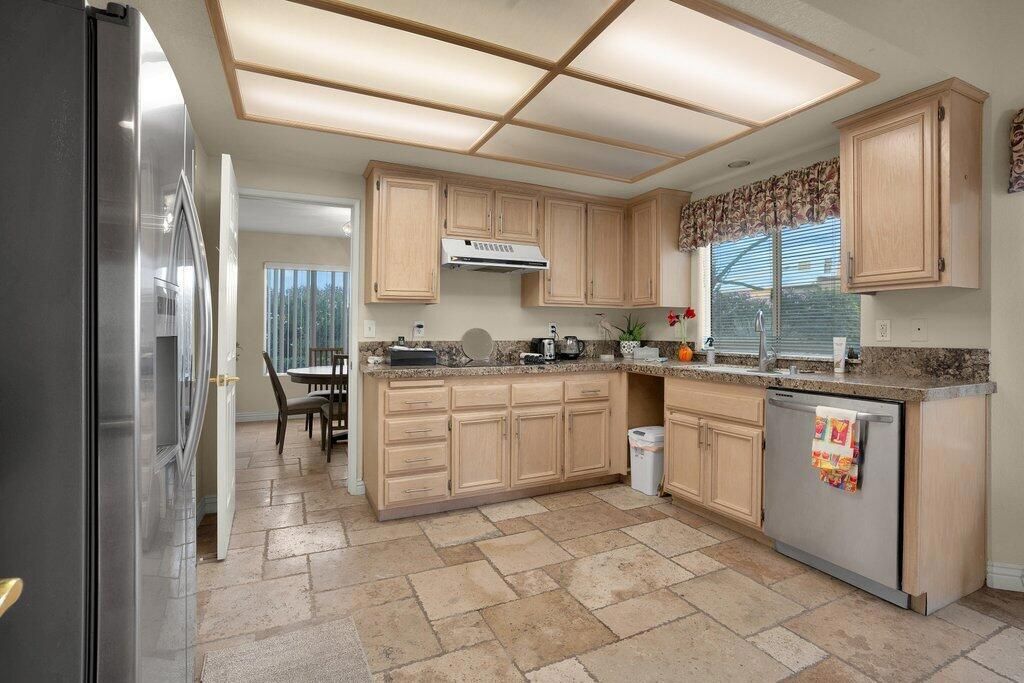 Photo of 48135 Vista Cielo, La Quinta, CA 92253 (MLS # 219140230DA)