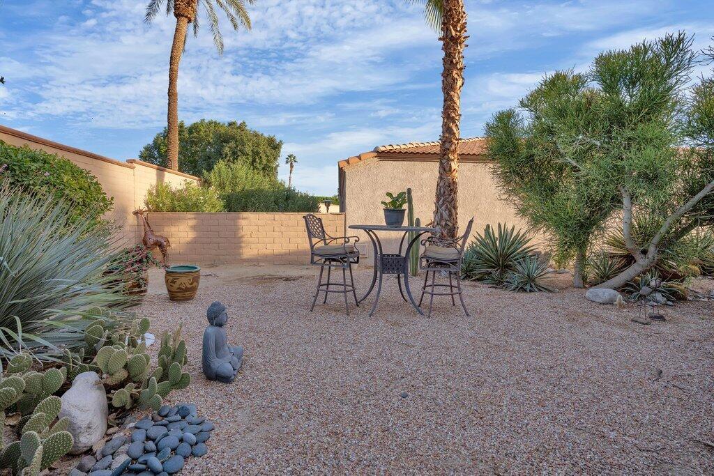 Laguna De La Paz - Residential