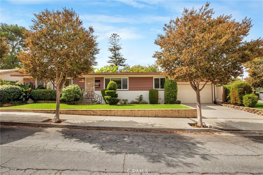 Properties 1 26229 Ober Avenue