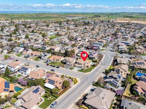 Tiny photo for 1945 Fieldstone Cir, Paso Robles, CA 93446 (MLS # NS26047425)