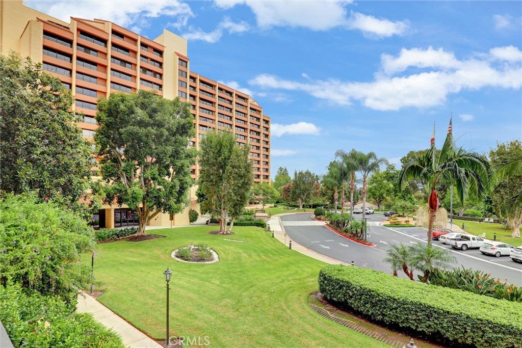 24055 Paseo Del Lago #254